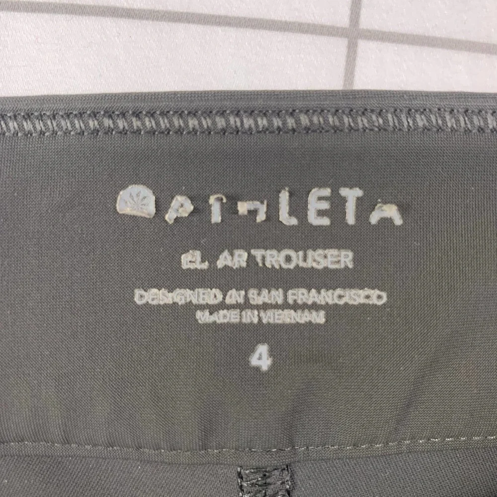 ✨[Athleta] Gray Stellar Trouser Ankle Zipper Size 4 Style 351310 - Picture 3 of 10
